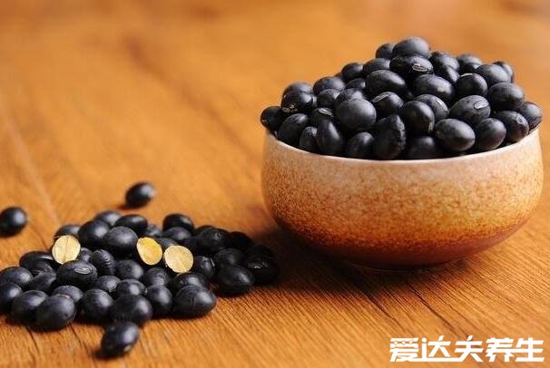 黑豆的功效與作用禁忌，可以補(bǔ)血養(yǎng)腎但寒涼體質(zhì)少吃