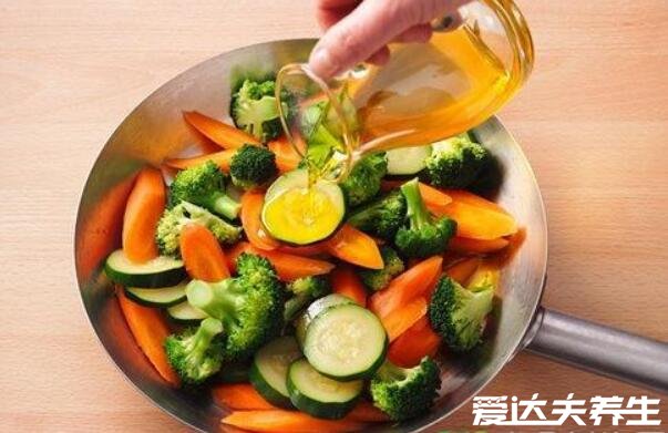 橄欖油怎么吃，4種橄欖油的最佳食用方法任你挑選