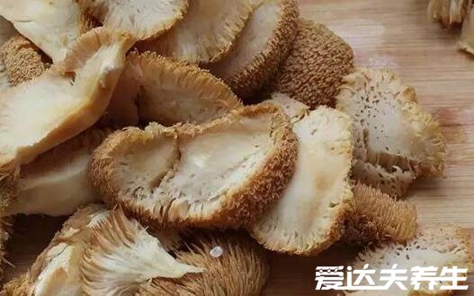 干猴頭菇怎么吃，先用水浸泡在制作(3種做法簡(jiǎn)單美味)