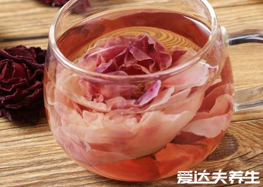 白梅花和玫瑰花泡水喝的功效，不僅可以美容養(yǎng)顏還能治療陽痿