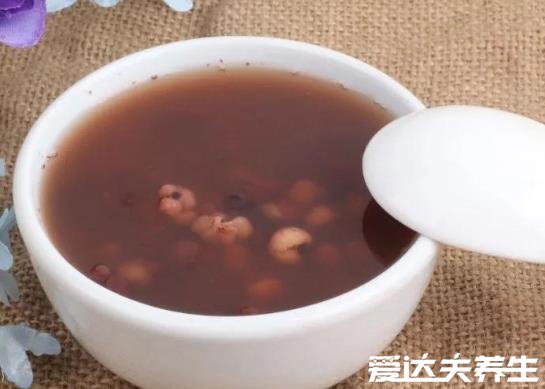 紅豆薏米芡實茶的功效與作用，美容養(yǎng)顏/祛濕止痛效果好(女性佳品)