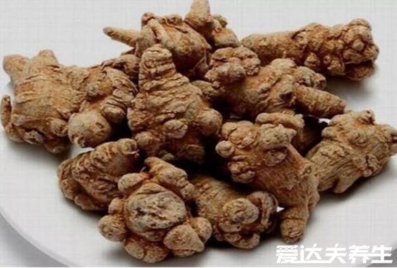 田七的功效與作用及食用方法，三七能夠鎮(zhèn)靜安眠降三高(圖片)