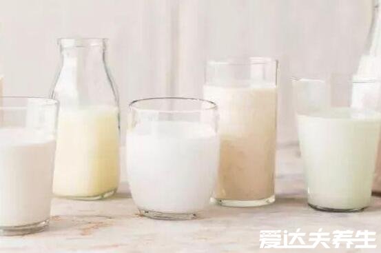 生牛乳是什么意思它與純牛奶有什么區(qū)別，看清這三點(diǎn)千萬別融混