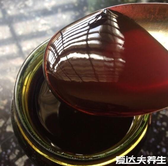 枇杷膏的功效與作用，能潤肺止咳化痰還能治療失眠多夢