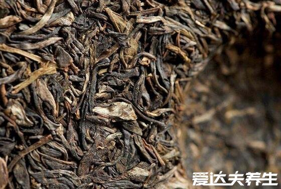 普洱茶生茶好還是熟茶好，從香味上來說生茶略輸一籌