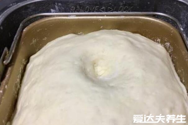 沒有酵母粉怎么發(fā)面，制作酵頭或用白酒/蜂蜜/小蘇打都可