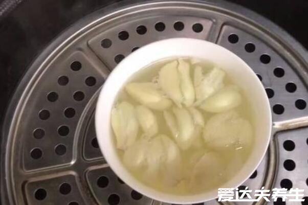 大蒜治咳嗽一夜見(jiàn)效，大蒜切片敷腳心2-3天可以痊愈