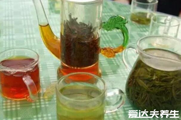 紅茶和綠茶的區(qū)別，從外觀到制作工藝到口感皆有區(qū)別