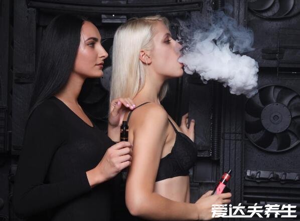 抽了一年電子煙的肺部圖片，與普通香煙對(duì)比危害還要大