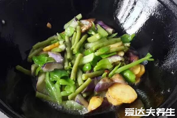 4種大雜燴的做法，干鍋/菌菇/素食/年糕均可大雜燴