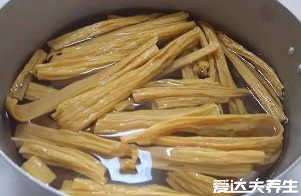 怎樣5分鐘快速泡發(fā)腐竹，3個(gè)正確泡腐竹的方法