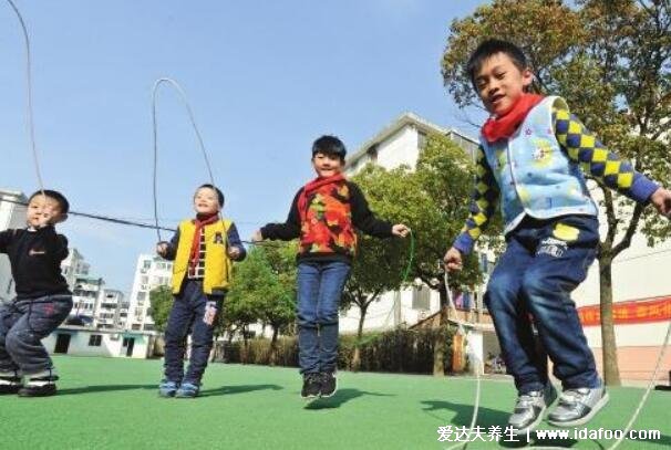 2021年1一10歲兒童身高表，快看你家孩子身高體重標(biāo)準(zhǔn)嗎