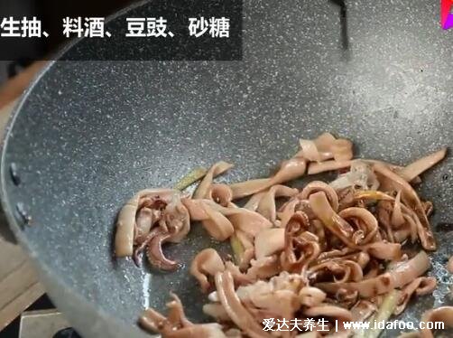 魷魚干怎么做好吃，想下飯就做辣炒魷魚干(幾步就能學會)