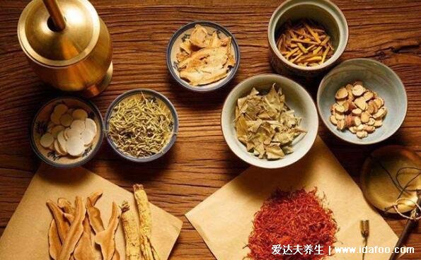 男女氣血不足10個征兆，氣血不足吃什么調(diào)理的又快又好