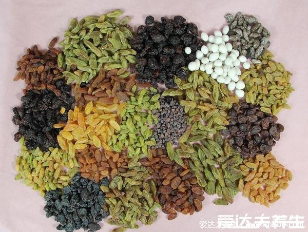 吃葡萄干需要用水清洗嗎，2個(gè)方法教你葡萄干怎么洗(水溫35℃)