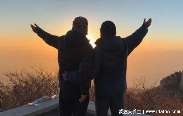 為什么夫妻不能爬泰山，傳言相愛之人會沒有好結(jié)果(6種人不能爬)