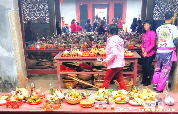 從墓地回來(lái)回家禁忌，祭奠物品絕對(duì)不能帶回家中